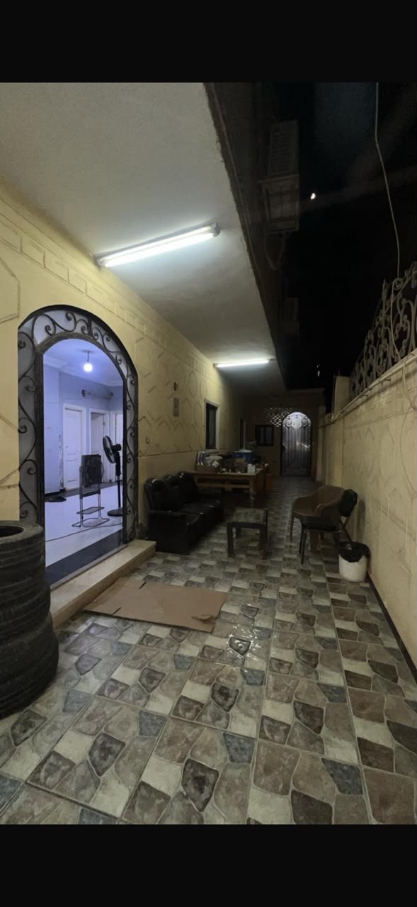 ارضي وجهه 150 متر للبيع في البوابه الثانيه القديمه (خفرع) حدائق الأهرام