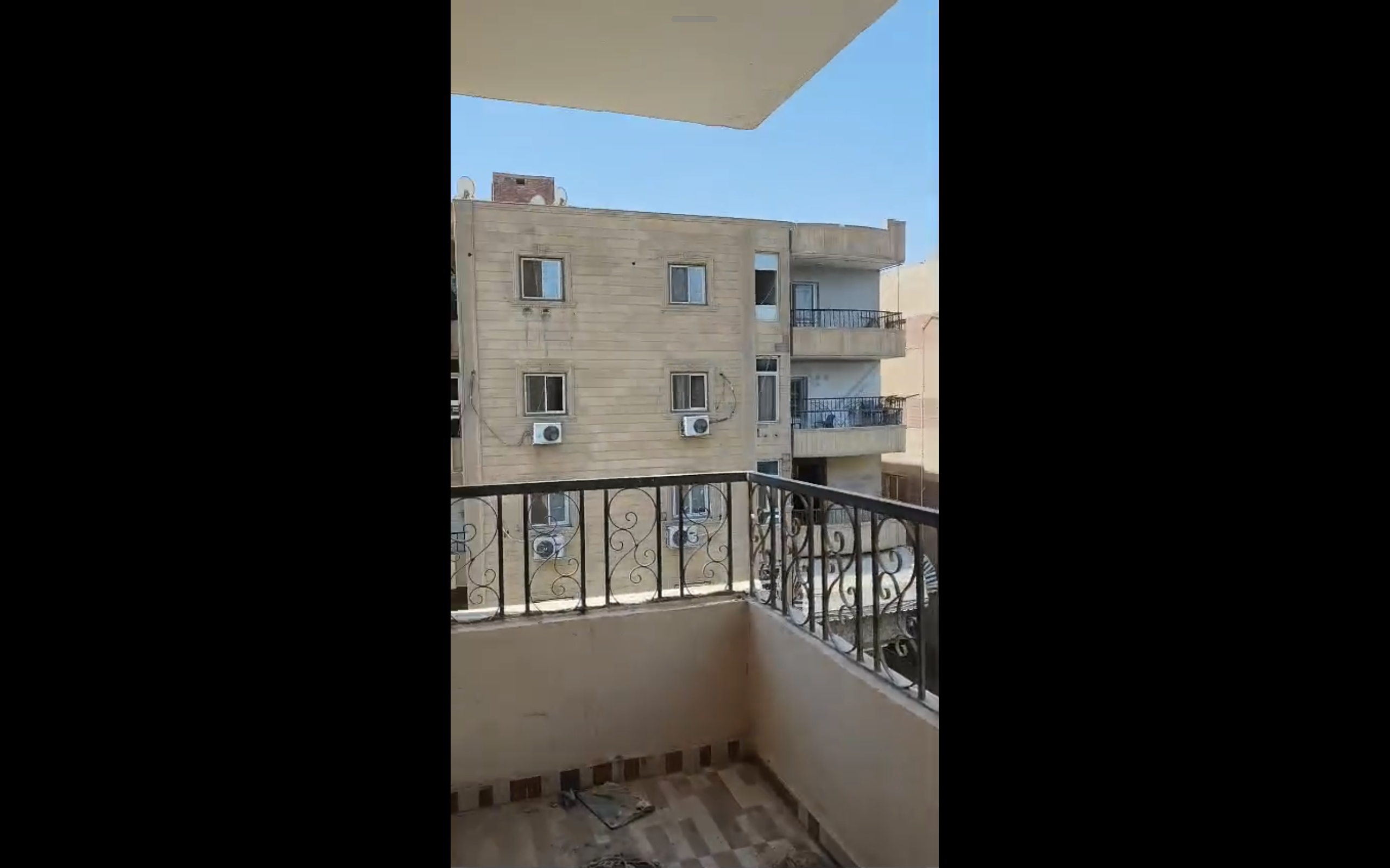 شقه 177 متر للبيع في البوابه الرابعه شارع الجيش(مينا) حدائق الأهرام