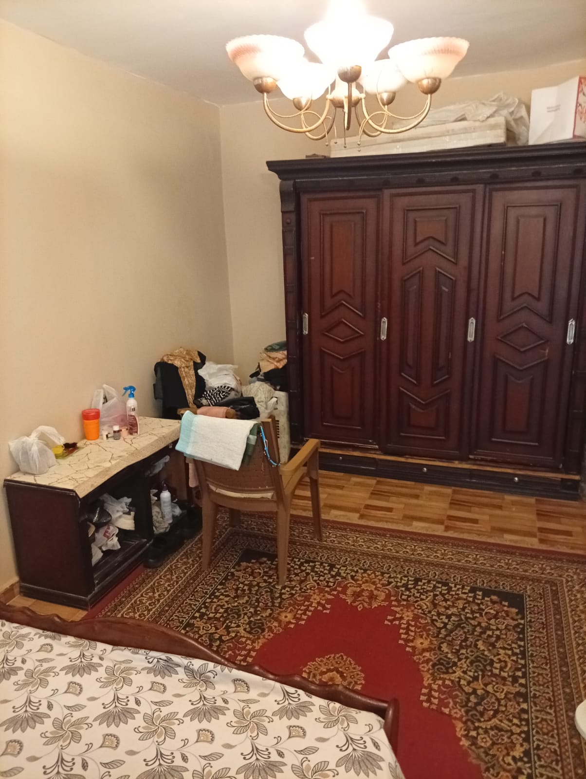 شقه 145 متر للإيجار في البوابه الرابعه شارع الجيش(مينا) حدائق الأهرام