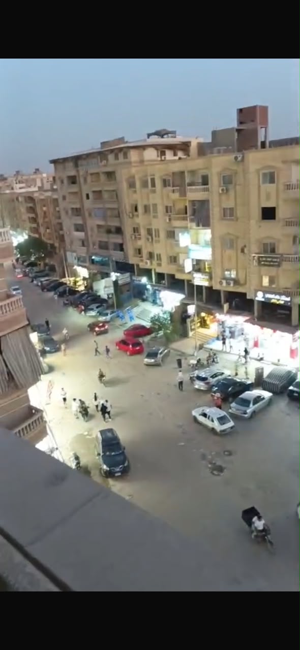 شقه 165 متر للبيع في البوابه الثانيه القديمه (خفرع) حدائق الأهرام